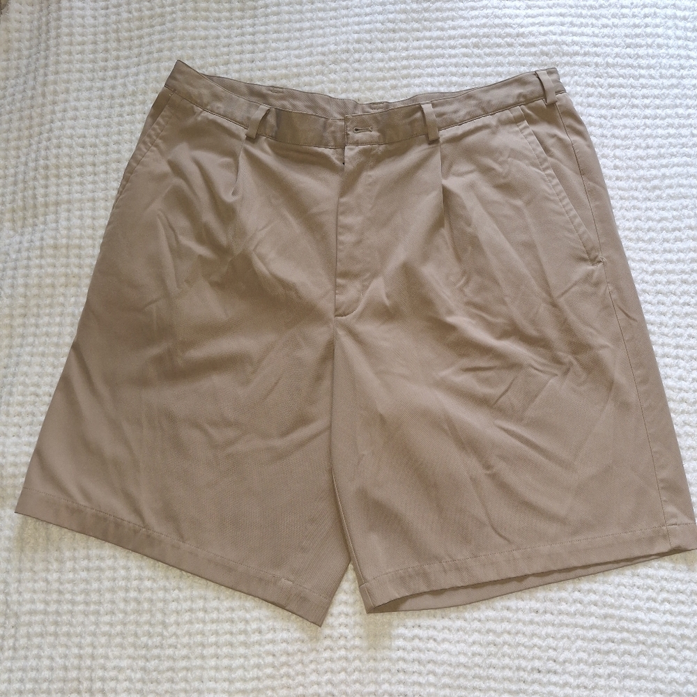 Nike Men's Flat Front Tan Shorts
